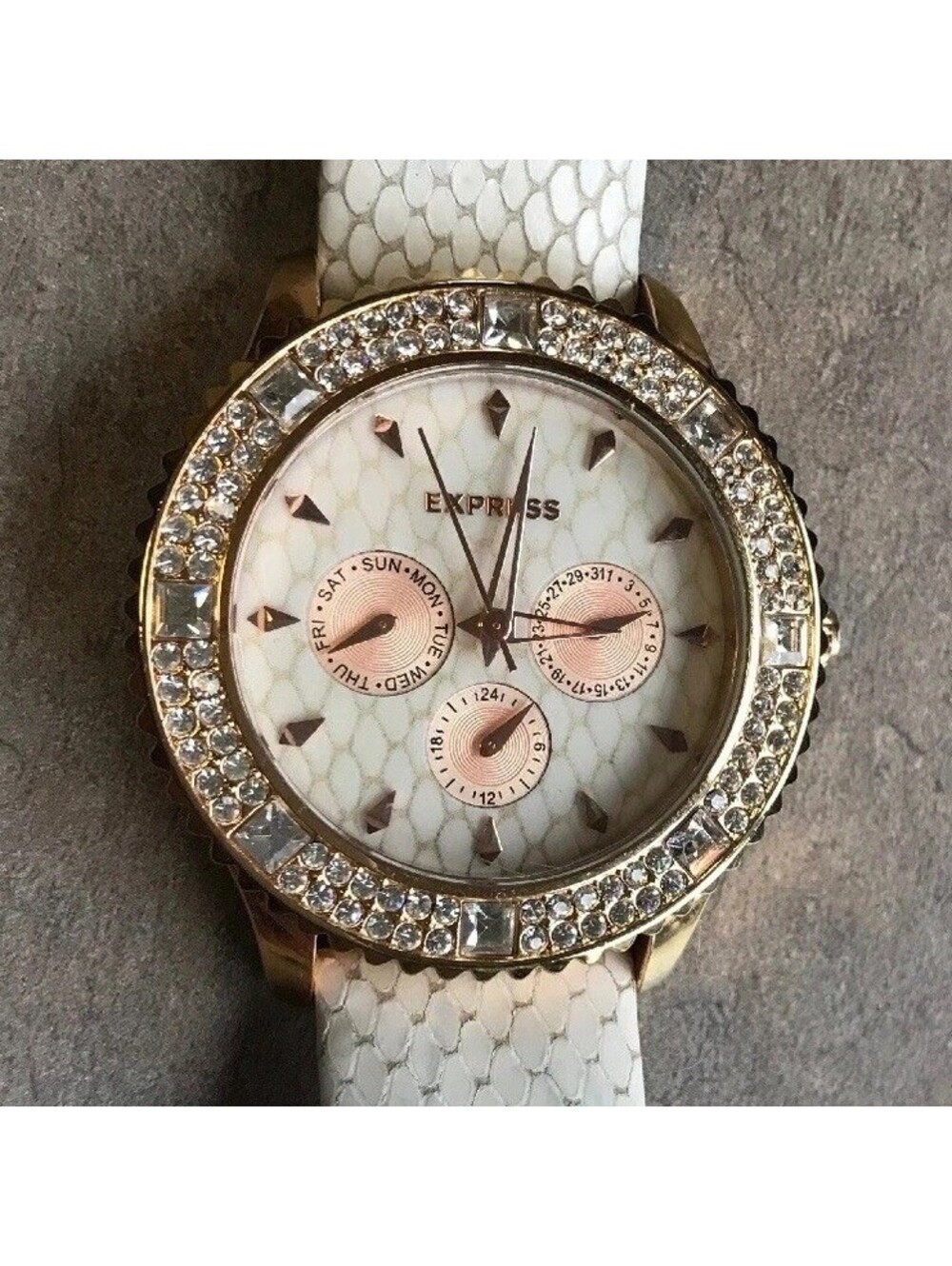 Beautiful Express Womens Watch FMDEX1430 White Leather Band Three Sub Dails B-B